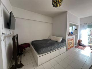 Departamento centro Mar del Plata-1 cuadra del mar- monoambiente-balcón calle. - 4