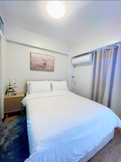 1 BR Condo with balcony in Verdon Parc Trevans 512 - Davao - 0