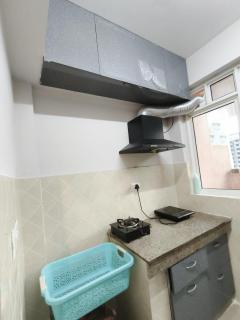 Sector143 near Advant Office-2BHK-Society-55" Smart Tv,10" Mattress-Spacious-Party,Couple,Family,WFO employes and NRI friendly Place with Kitchen ,living room ,Near Candor TechSpace,Advant IT park and Oxygen144 Center - Noida - 2