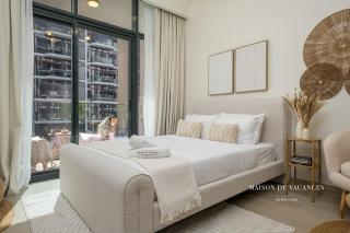 Spacious Boho Studio Pool View - 6