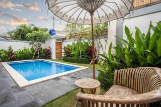Bens Mertanadi Villa Two-Bedroom with Private Pool Kuta - Seminyak - 8