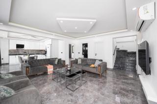 Villa Grand Yasar 1 - 2