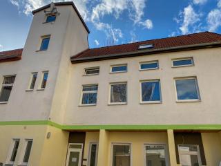 Modernes City-Studio mit Küche, Perfekt für Kurztrips & Geschäftsreisende - Magdeburgo - 1
