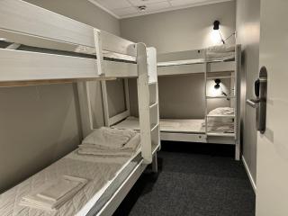 Grad Hotel and Hostel - 4