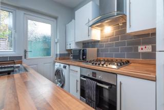 Stylish 1-Bed with Private Entrance & Garden - Londra - 9