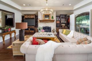 Golf Course House and Concierge Services - 5