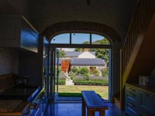 Chic Clock Tower with Gardens Close to Beaches - 6