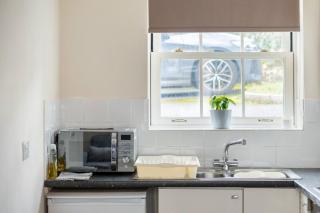 Gray Getaway in Axminster - 9