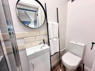Luxury 3 bed, 6 person, spacious rural apartment - Cwm-brân - 4