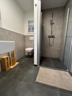 Ferienresort - idyllisches Ferienhaus mit Privatstrand und Sauna in der Nähe von Leipzig #HausEni - Löbnitz - 1