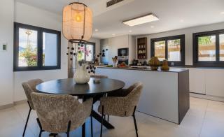 Wonderful Villa Near Beach with Mediterranean Views - Marbella - 6