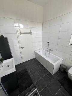 Apartment mit Parkplatz und WiFi - Magdeburgo - 3