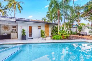 Oasis Under The Banyan I Tropical Pool & Arcade - Fort Lauderdale - 7