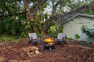 Oasis Under The Banyan I Tropical Pool & Arcade - Fort Lauderdale - 1