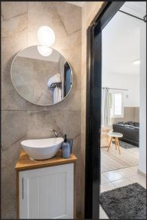 private flat on Yafo road street - 1