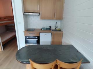 Agréable studio avec balcon au cœur du village - FR-1-692-95 - 4