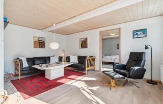 2 Bedroom Awesome Home In Nexø - 8