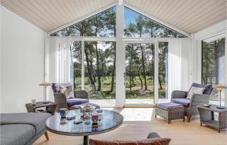 Three-Bedroom Holiday Home In Nexo - 9