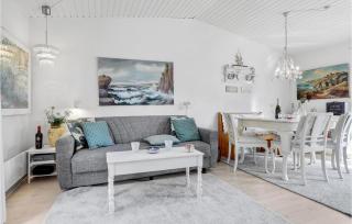 2 Bedroom Lovely Apartment In Nexø - Neksø - 8