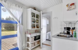 2 Bedroom Lovely Apartment In Nexø - Neksø - 5