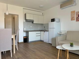 Apartments Goldie in the center of Krk - Krk - 1