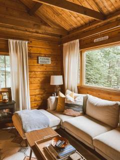 The Little Lake Cabin - New Fairfield - 2
