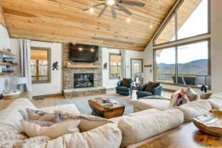 Nantahala Forest Cabin with Fire Pits and Hot Tub! - Andrews - 7
