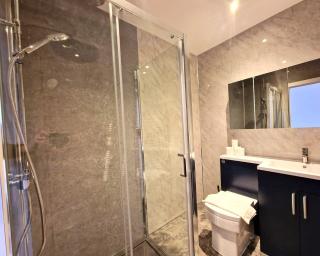 Alberton Apartments - Spacious - Newly Renovated - Bristol - 5