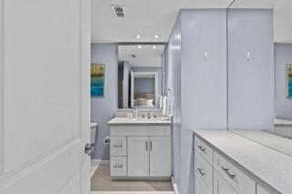 Cozy 2br 2ba Retreat at Beachfront Resort, Heated Pool! - 7