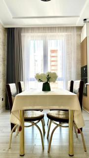 Comfortable with large kitchen & self-check-in - Almaty - 9