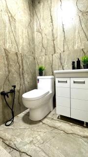 Comfortable with large kitchen & self-check-in - Almaty - 1