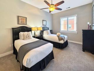 Newpark Townhome, Breathtaking Views Shopping Center Steps Away - Park City - 6