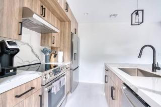 Hamptons Modern Retreat NEW CONS - 8