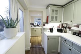 Stylish & Cosy Stay 2-Bed House Train Station Hospital Garden Fast WiFi - Colchester - 7