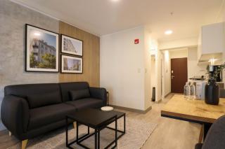 Modern Loft with Balcony in Barranco - Lima - 8
