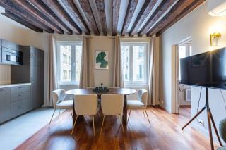 Cœur de Paris - Grand appartement climatisé 3 BR - París - 0