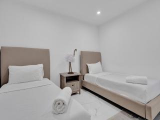 Ocean View Beachside Bliss Beach Service 1218 - Miami Beach - 2
