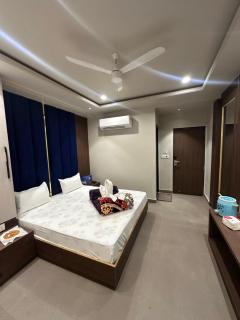 HOTEL PREMIER CHOICE - JUST 50 Meters FROM AJMER SHARIF DARGAH - 8