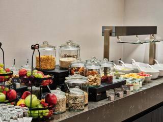 Crowne Plaza Sofia by IHG - Sofia - 4