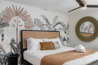 Haley's Court Boutique Motel - 8