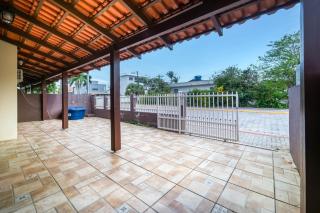 Casa a 2 quadras da Praia de Zimbros RW2724 - 8