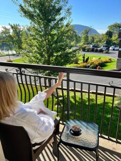 Hôtel Rive Gauche - Beloeil Village - 8