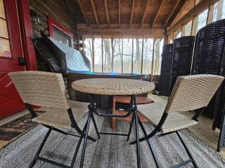 Cozy Cabin, Hot Tub, Fast 500Mbps Wi-Fi, Fireplace - Mars Hill - 6