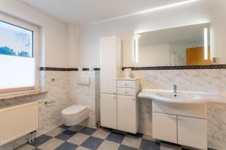 Bernsteinbad-Koserow-Haus-Fuenf-Elemente-Ferienwohnung-Feuer - Ostseebad Koserow - 3