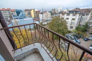 Central 1BDR Private parking - Sofia - 8