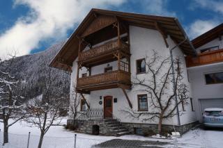 Haus Ruetzbach - Neustift im Stubaital - 9