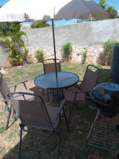 Hummingbird Hill Villa - - 3