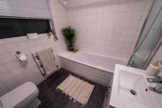 Apartment-Sleeps4-Parking-Balcony - Twickenham - 9