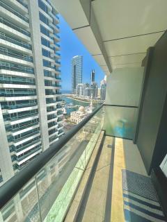 High-Floor Studio with Stunning Lake View in Dubai Marina - Dubai - 5