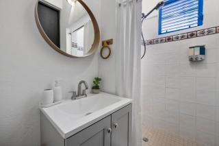 Elegant Studio With Balcony Private - Self Check In - MM1 - San Juan - 5